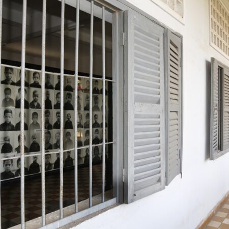 Day 10: Phnom Penh sightseeing and Khun Khmer