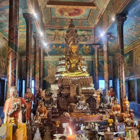 Day 2: Phnom Penh: A City of Contrasts: