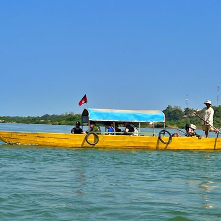 Chloung, Spot the dolphins 2