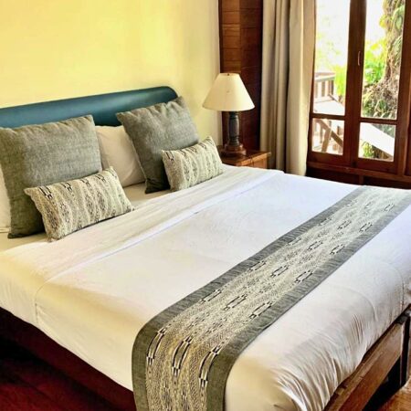 Riverhouse Teakhouse, Mae Sariang