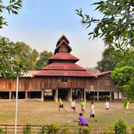 Sukhothai Thani, Anlong the border with Burma