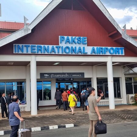 Pakse (PKZ), Welcome in Laos